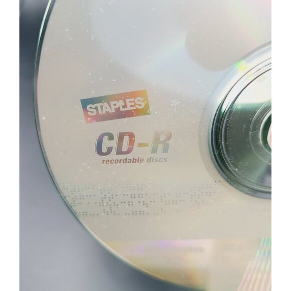 Staples CD-R Recordable Discs 700 MB 80 Min 52x Speed Spindle Pack (79 Discs) - Picture 4 of 8